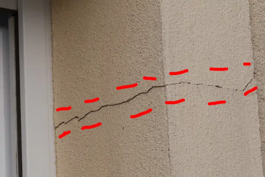 Fissures sur mur porteur : quand l'inquiétude devient urgence ?
